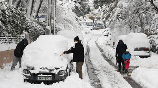 מזג אוויר יוון צפון אתונה שלג