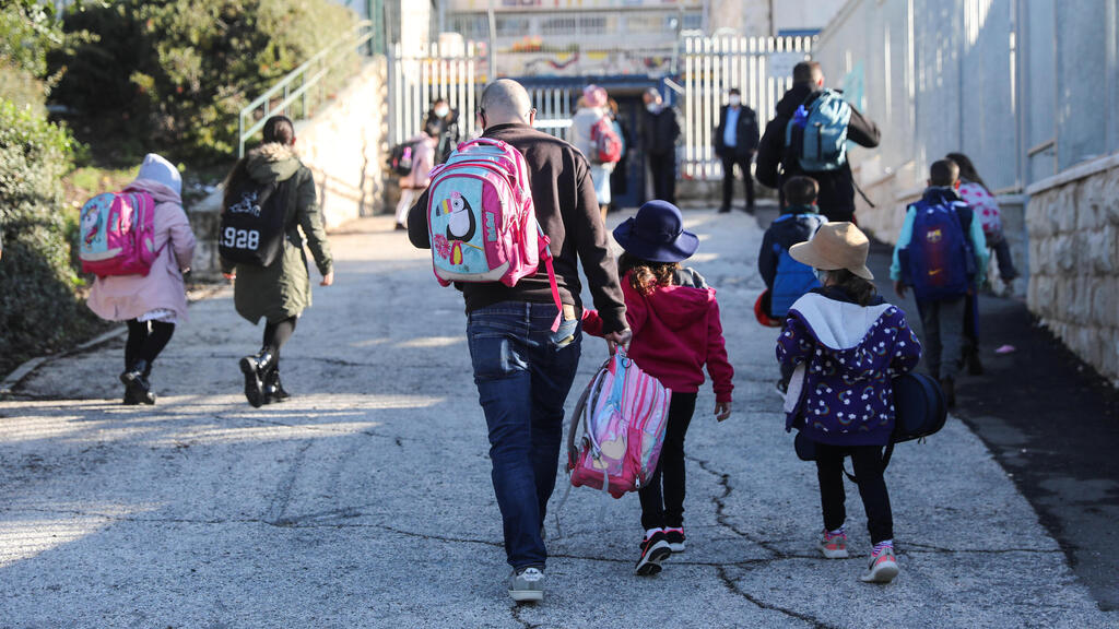 The new education reform seeks to aid school principals in helping their students and adhere to their unique needs (Photo: EPA) The new education reform seeks to aid school principals in helping their students and adhere to their unique needs
