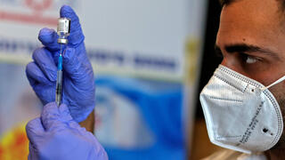 פראמדיק מגן דוד אדום מד"א מחסן חיסון חיסונים פייזר בית שמש