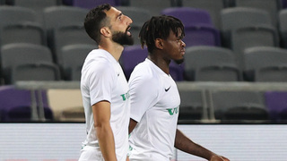 חוסה רודריגס  חוגג