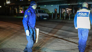 שבדיה חשד ל פיגוע דקירה בעיירה וטלנדה 