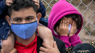 מהגרים הגירה מ מרכז אמריקה ל ארה"ב במחנה ב מקסיקו
