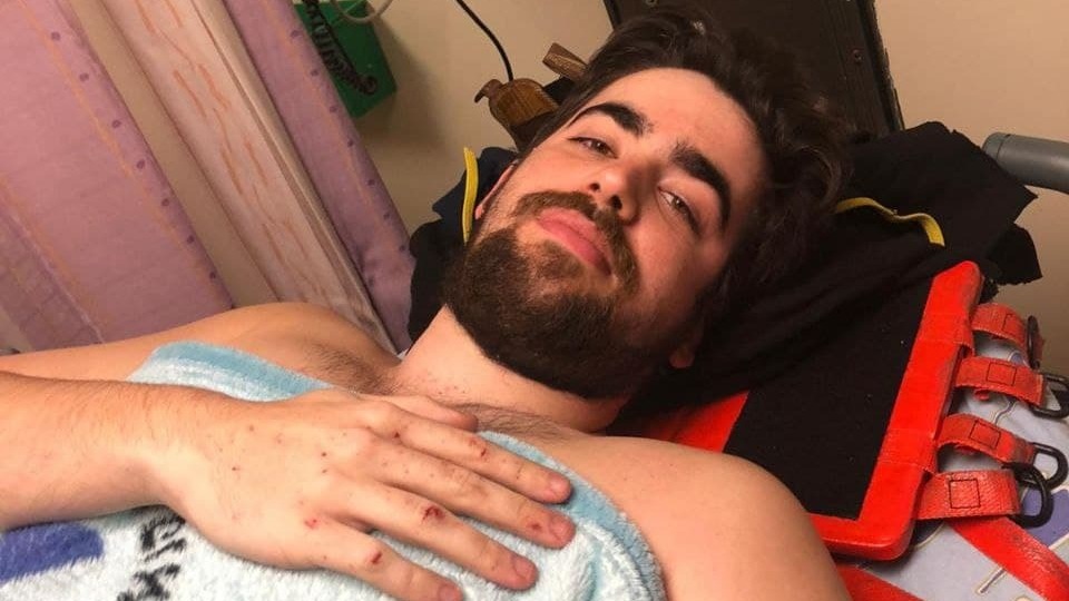 Jonathan Deri speaks from his hospital bed in Tel Aviv (Photo: Ichilov hospital ) ג'ונתן דרעי