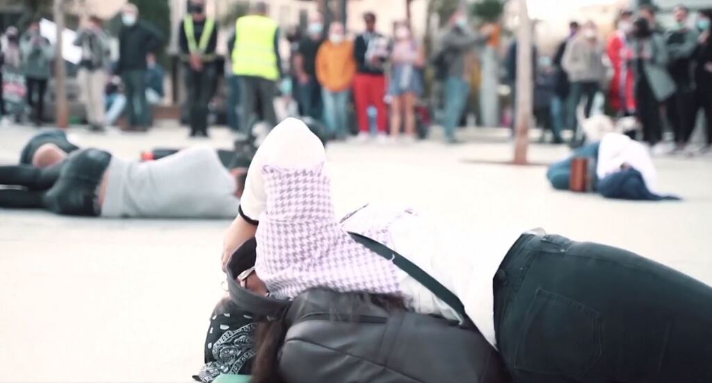 Young Israeli Arabs stage a flash mob in Tel Aviv to protest violence in their community