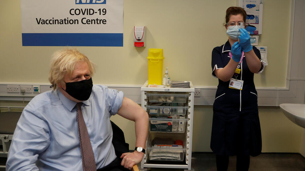 מבצע החיסונים בבריטניה