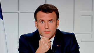 נשיא צרפת עמנואל מקרון נאום לאומה על משבר הקורונה