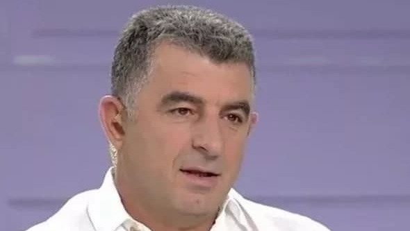 יוון עיתונאי כתב פלילים גיורגוס קראיוואז נרצח