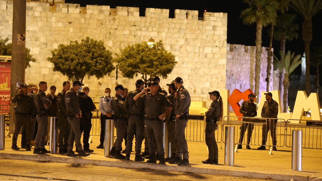 משטרה נערכת להפגנה בירושלים