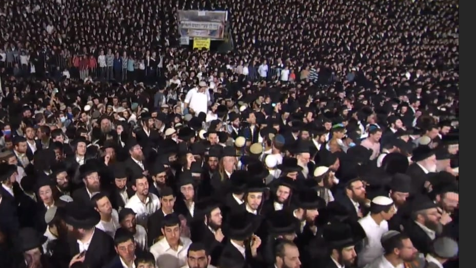  Mass crowding during last year's Meron festivities hours before the deadly crush 