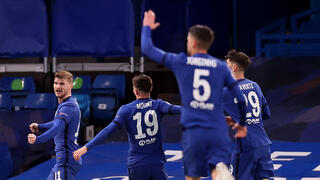 צ'לסי חוגגת