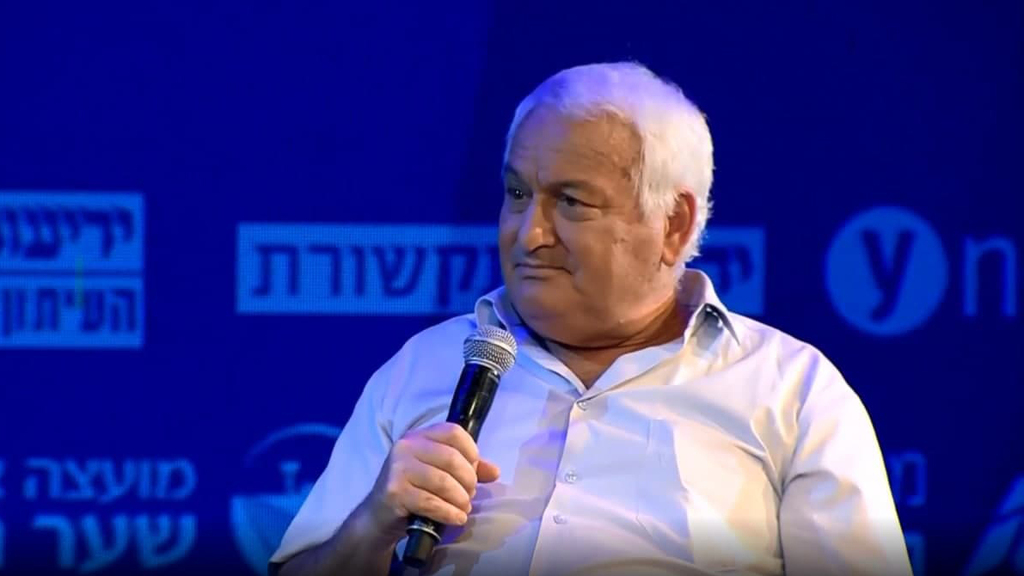 אלון שוסטר בועידת ynet וידיעות אחרונות בשדרות