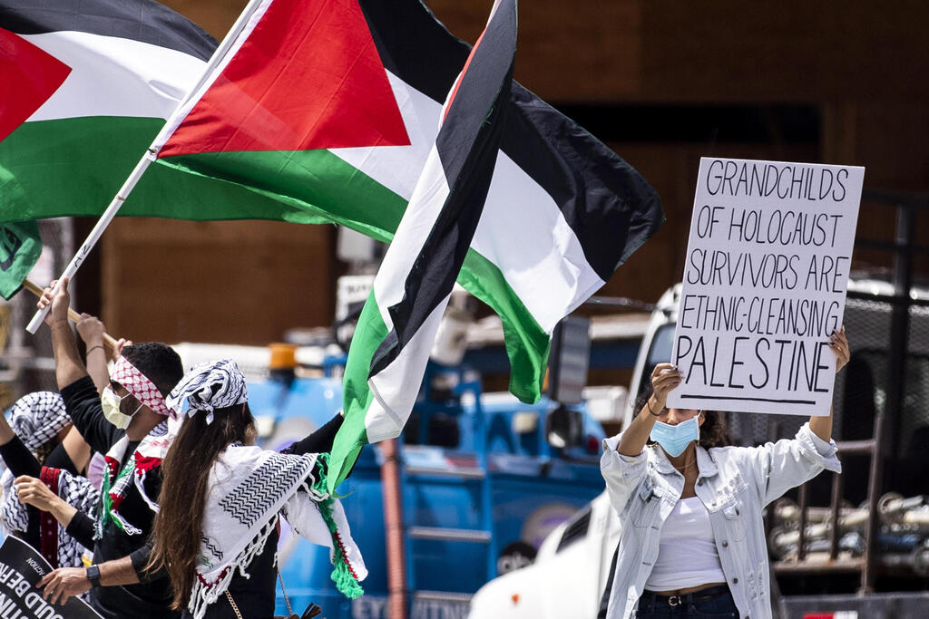 ארה"ב לוס אנג'לס קליפורניה מפגינים פרו פלסטינים נגד ישראל הסלמה עזה