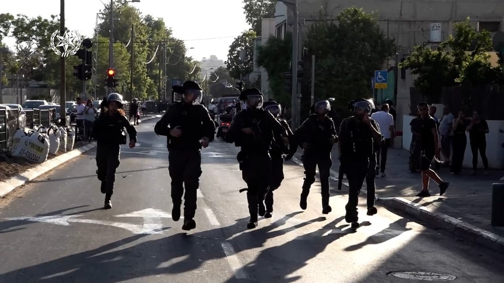 המשטרה פיזרה תהלוכה לא חוקית בשכונת התקווה בת"א