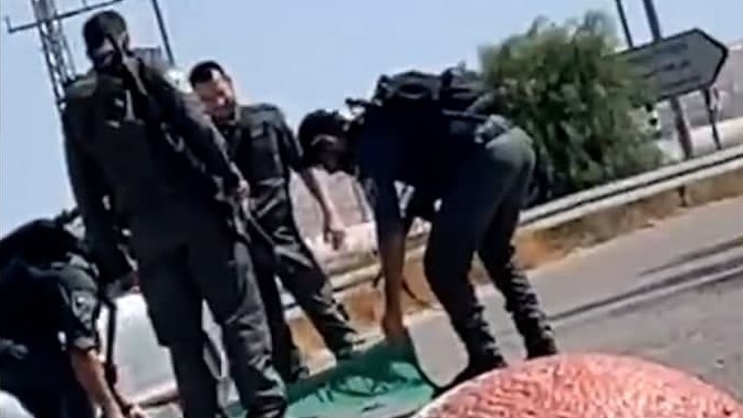 סערה במג"ב בעקבות סרטון של שלושה חיילים שהצטלמו  דורכים על דגל חמאס