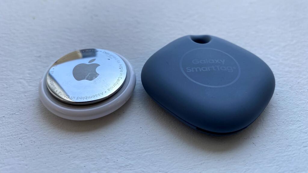 AirTag ו-SmartTag Plus סמסונג