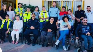 שוטרי תחנת מוריה ומקבלי השירות ממערך הדיור של אלווין בירושלים
