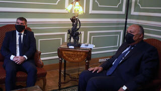 שר החוץ גבי אשכנזי גבי אשכנזי פגישה עם שר החוץ של מצרים סאמח שוכרי 