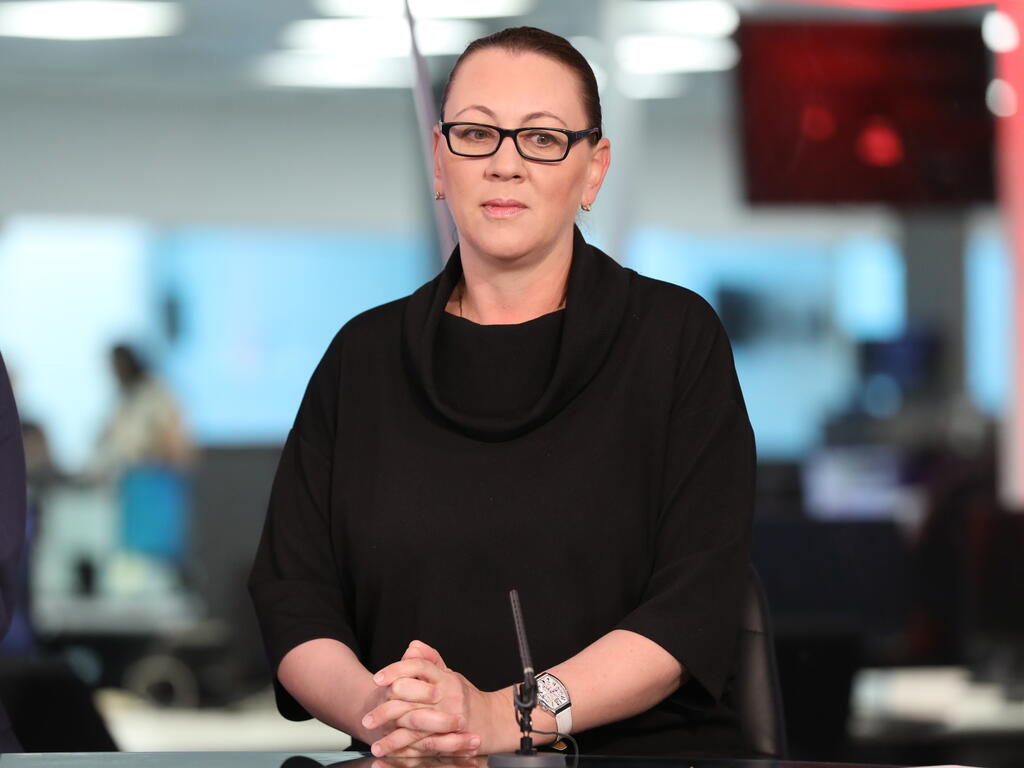 יוליה מלינובסקי בריאיון לאולפן ynet