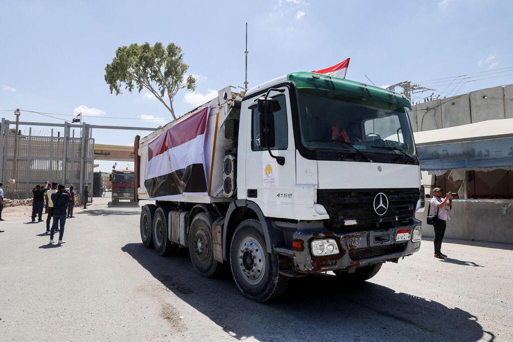 פועלים מצריים מגיעים לעזה