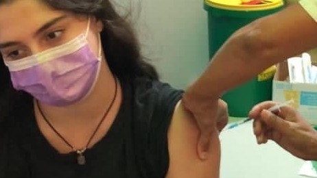 אגם כהן בת ה15 התחסנה בנתניה