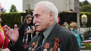 דויד דושמן החייל האחרון מבעלות הברית שלחם בשחרור אושוויץ מת בגיל 98