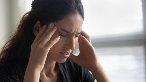 женщина боль одноразово каннабис реклама 