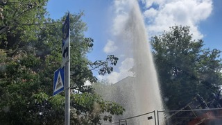 צינור מים התפוצץ בעקבות עבודות הרכבת הקלה בכיכר מילאנו בת"א