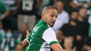 בן שהר בועט לשער