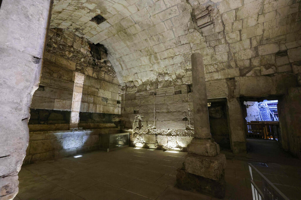 parts of a Second Temple period (516 BC-AD 70) public building, considered to be one of the most luxurious found to date, as they are unveiled by the Israel Antiquities Authority in Jerusalem 