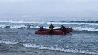 המשטרה מחפשת אחרי ילד בן 10 מנצרת, שטבע על פי החשד בחוף התנאים בעכו.