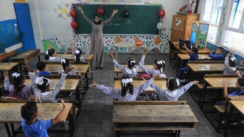 Palestinian students in an UNRWA school in Jabalia refugee camp in the northern Gaza Strip
