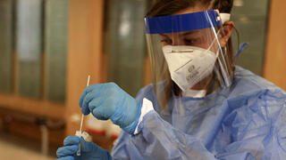 בדיקות קורונה מהירות בירושלים