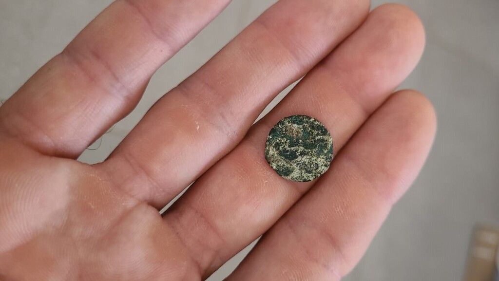 The 1,500 year-old coin found in Korazim
