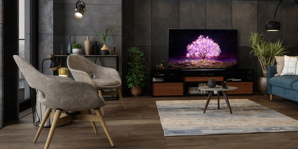 Изображение на телевизоре LG хорошо просматривается из любого угла гостиной (Фото предоставлено компанией LG) Телевизор LG, основанный на технологии OLED