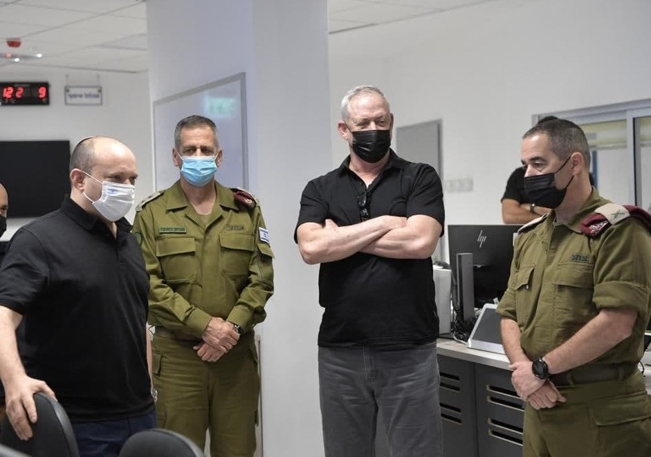 בנט וגנץ בגבול עזה