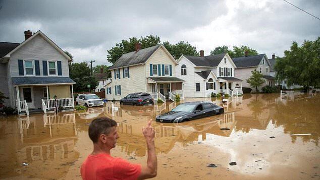 Наводнение в Нью-Джерси (Фото: AFP) שיטפונות בניו ג'רזי