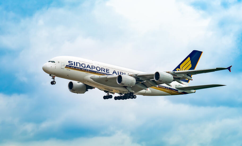 מטוס איירבוס A380 של חברת סינגפור איירליינס
