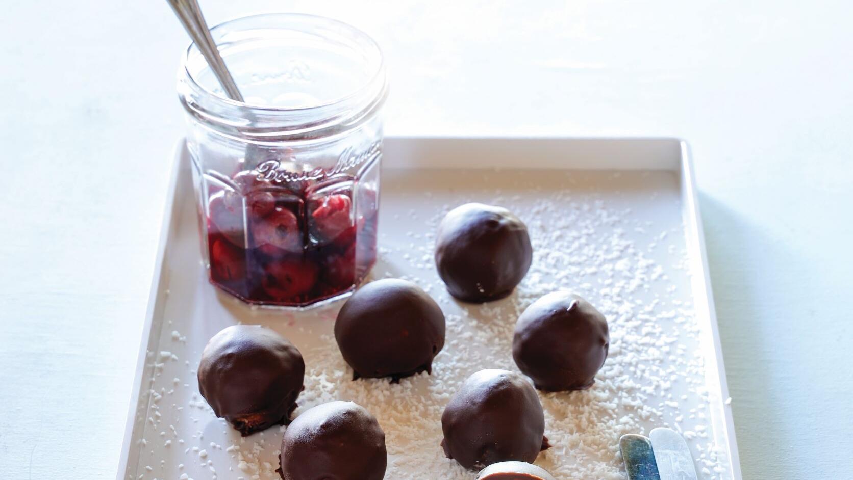 באונטי במילוי דובדבנים