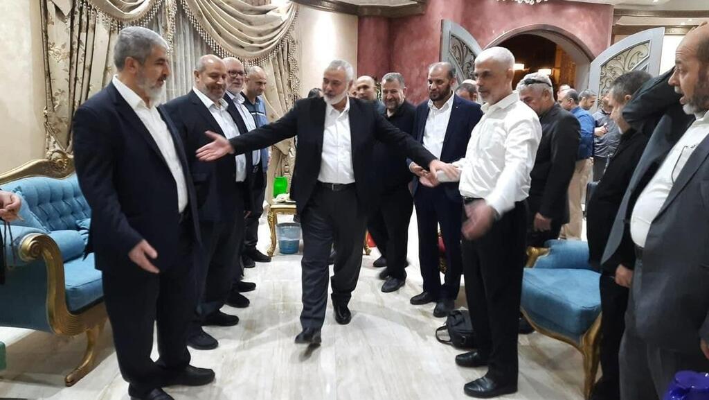אנשי חמאס בפגישות בקהיר