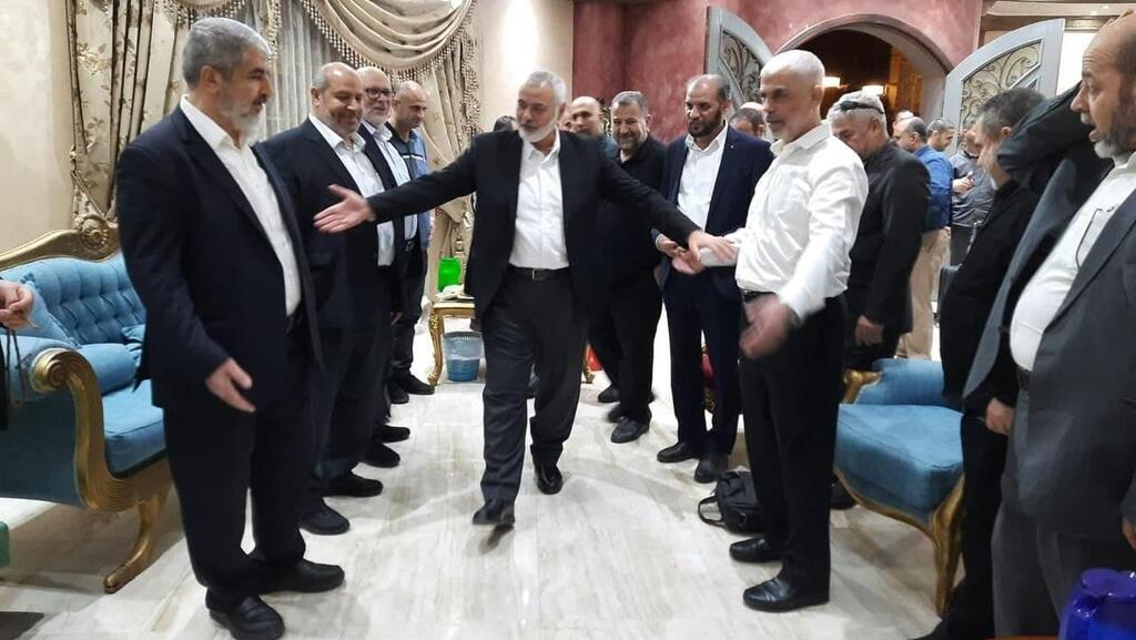 אנשי חמאס בפגישות בקהיר