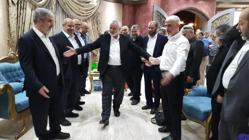 אנשי חמאס בפגישות בקהיר