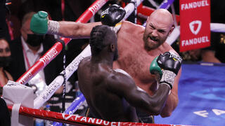 טייסון פיורי מחסל את דונטיי וויילדר