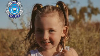 אוסטרליה ילדה בת 4 קליאו סמית קלאו סמית נעלמה מה אוהל חיפושים נעדרת