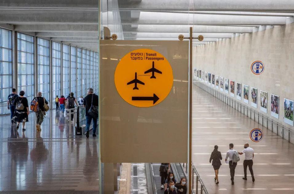 Ben Gurion Airport's arrival and departure corridors