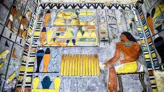 מצרים העתיקה קבר חואי מומיה חניטה