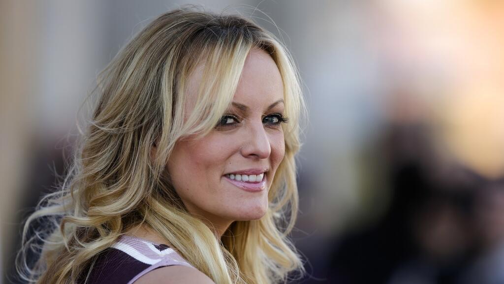 Сторми Дэниэлс (Фото: AP) סטורמי דניאלס