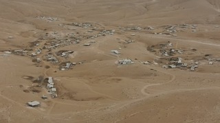אישור של הכפר הפלסטיני דקייקה בשטח C בהר חברון