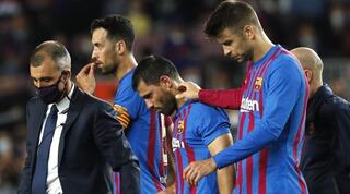 ג'רארד פיקה מעודד את סרחיו אגוארו