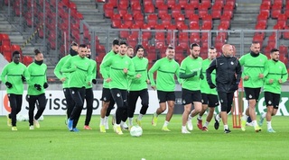 שחקני מכבי חיפה באימון