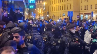 אוהדי מכבי חיפה בפראג